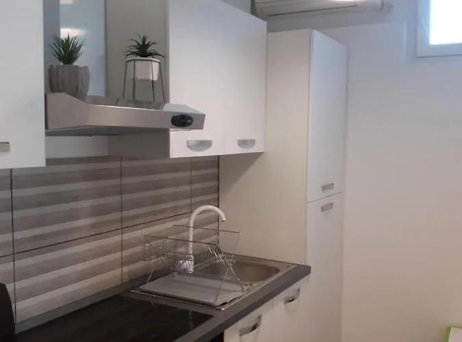 Cvita & Maja דירה זאדאר