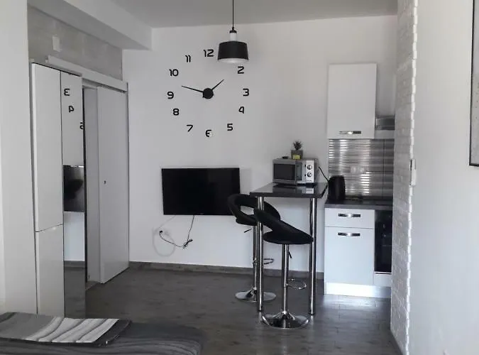 Cvita & Maja זאדאר